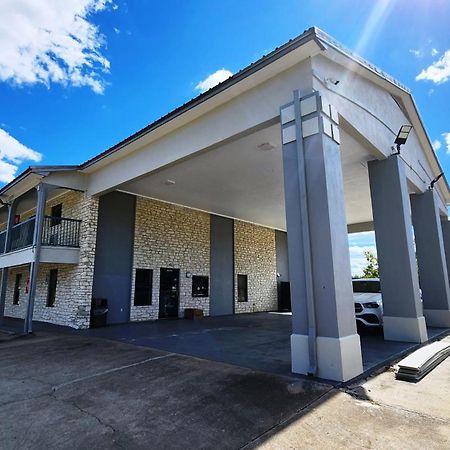 Scottish Inn & Suites Wharton Eksteriør bilde